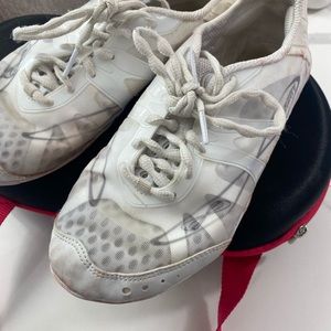 Excellent condition!! Nfinity cheer shoes